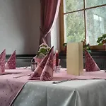 Botenwirt בית הארחה